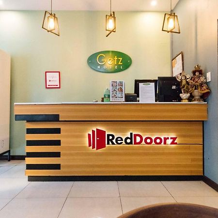 Reddoorz Plus @ Tayuman Manila Bagian luar foto