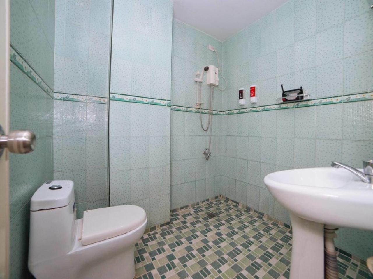 Reddoorz Plus @ Tayuman Manila Bagian luar foto