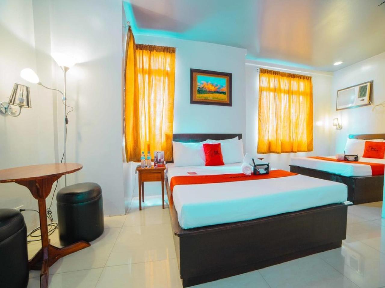 Reddoorz Plus @ Tayuman Manila Bagian luar foto